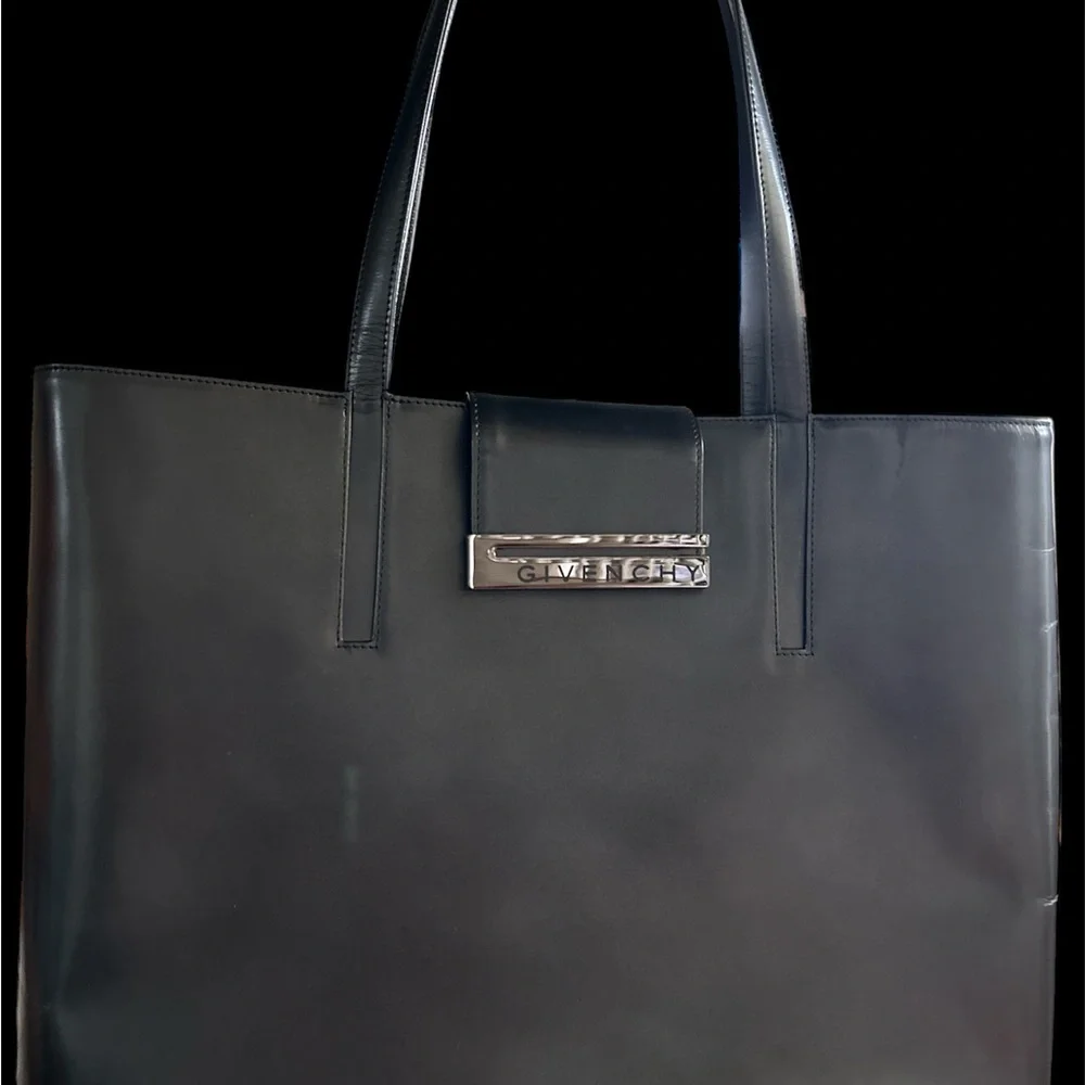 GIVENCHY Black Leather & Gun metal hardware Tote Bag - Picture 3 of 9